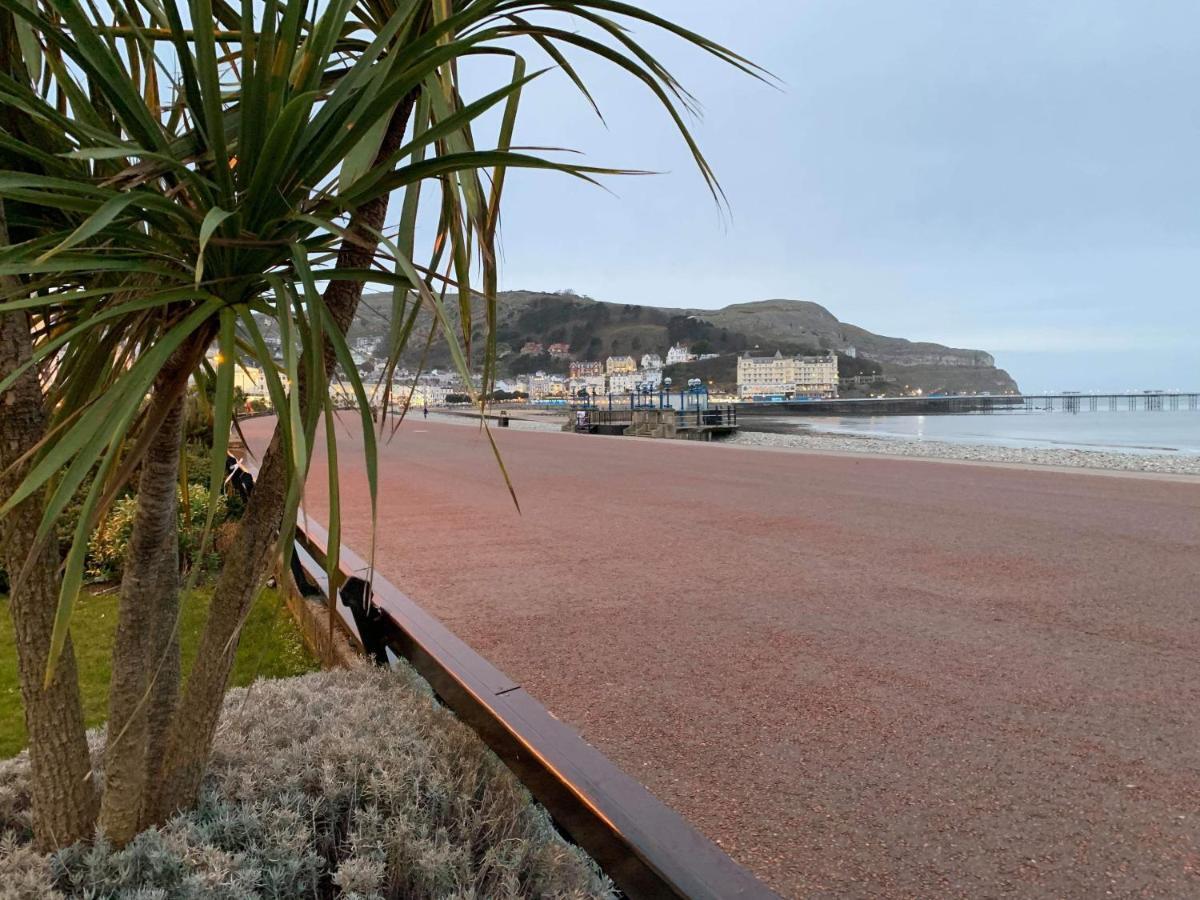Iris Hotel Llandudno Exterior foto